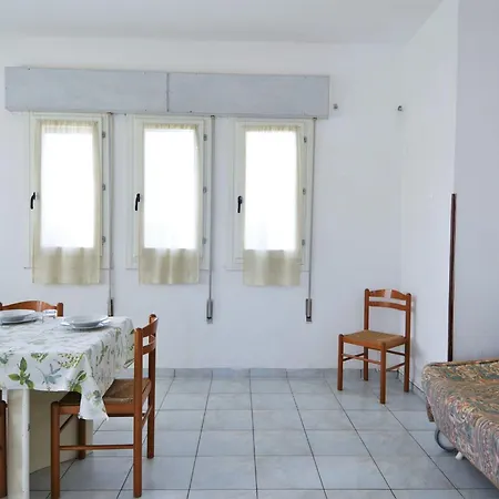 Apartment In Near Centre Rosolina Mare